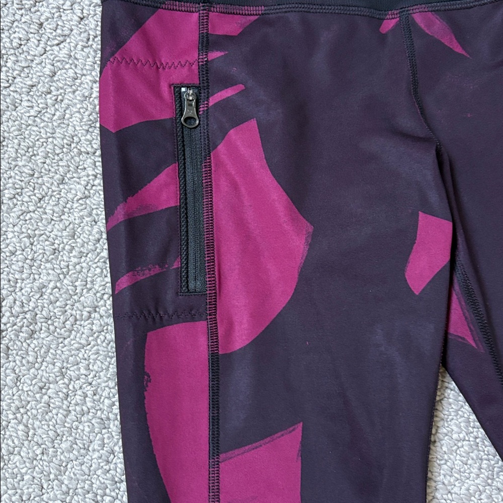 Lululemon inspire leggings - Picture 2 of 7